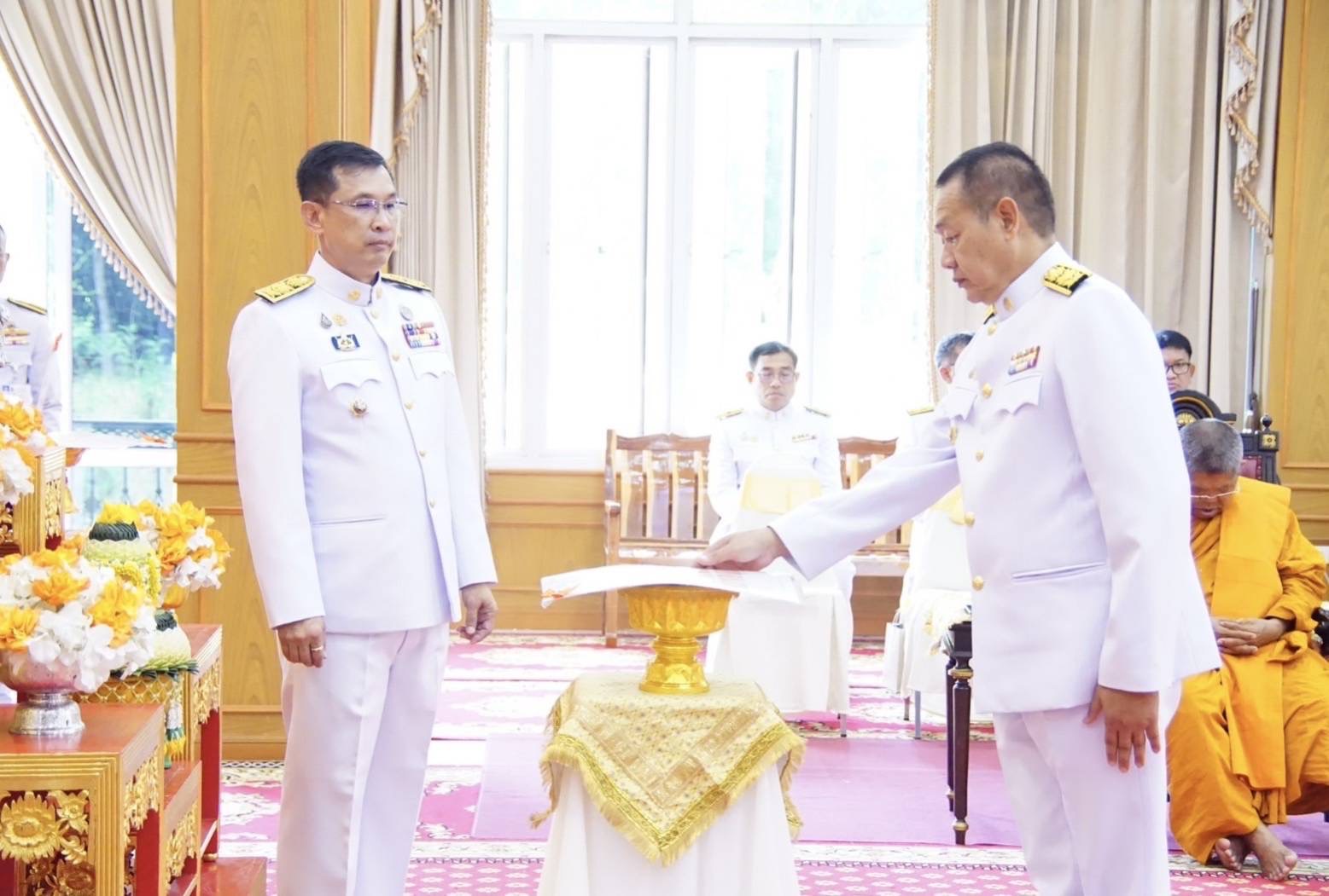 จังหวัดมหาสารคาม จัดพิธีมอบแบบลายผ้าพระราชทาน “ผ้าลายสิริราชพัสตราภรณ์”เพื่อนำไปเป็นต้นแบบและพัฒนาต่อยอดเพิ่มคุณค่าและมูลค่าผลิตภัณฑ์ผ้าไทยให้สามารถก้าวสู่ระดับสากล