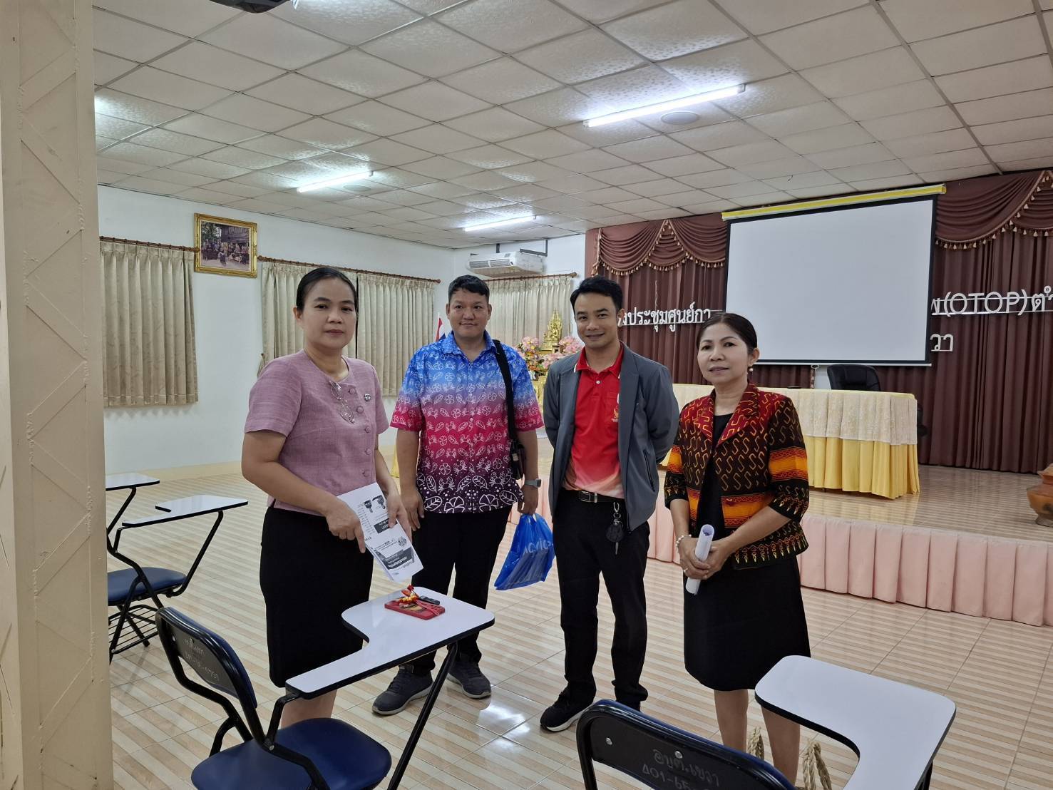 พช.มหาสารคาม : ลงพื้นที่สนับสนุนการดำเนินงานสารสนเทศตำบลต้นแบบ เพื่อการพัฒนาคุณภาพชีวิต ประจำปีงบประมาณ 2568