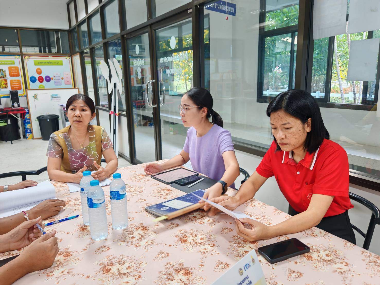 พัฒนาการจังหวัดมหาสารคาม มอบหมายผู้อำนวยการกลุ่มงานนิเทศติดตามงานกลุ่มโซนอำเภอ​ นำทีม นิเทศ ติดตาม การดำเนินงานของสำนักงานพัฒนาชุมชนอำเภอ ประจำปีงบประมาณ พ.ศ. 2568 รอบไตรมาส 3