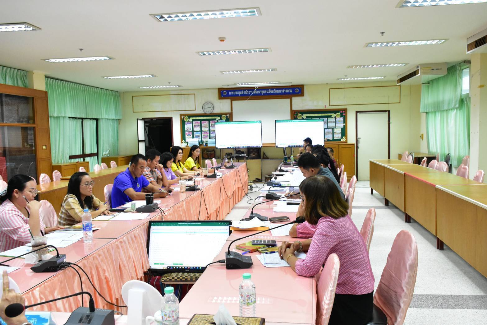 พช.มหาสารคาม : ประชุมแผนการขับเคลื่อนงานสำนักงานพัฒนาชุมชนจังหวัดมหาสารคาม ครั้งที่ 5/2568