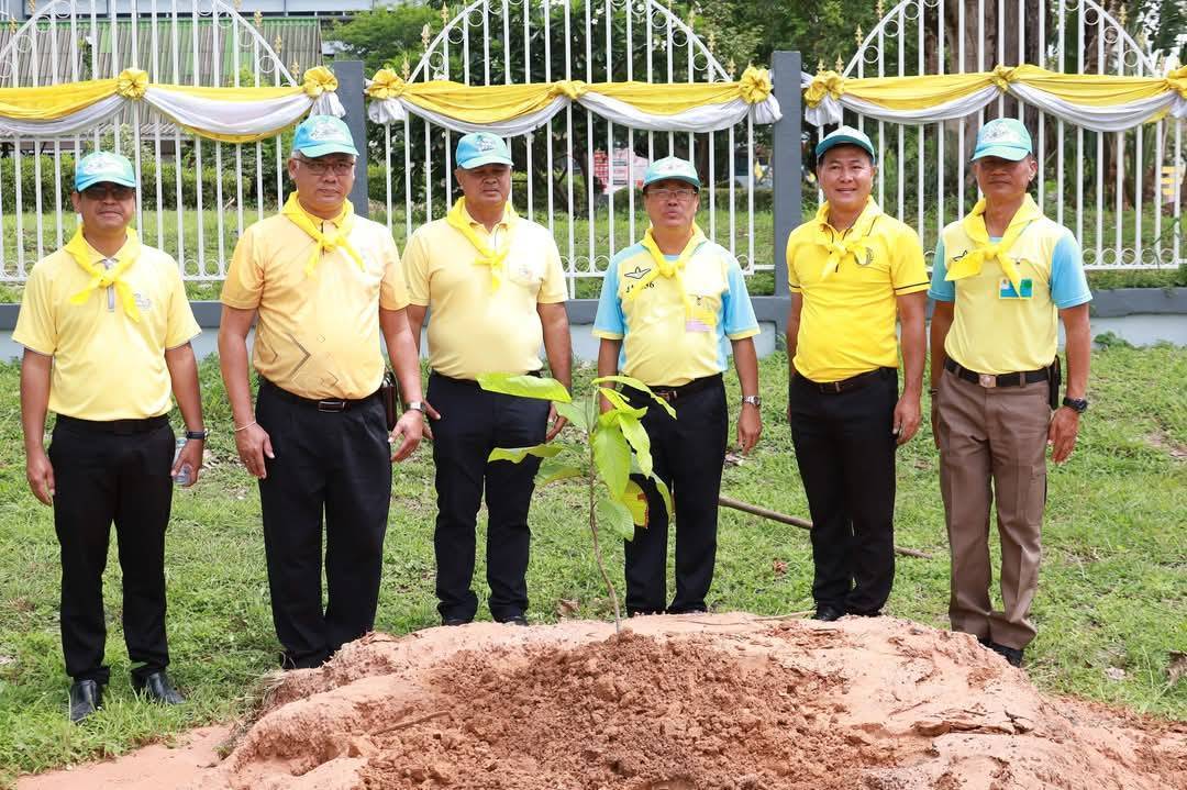 พช.มหาสารคาม : ร่วมกิจกรรมจิตอาสาพัฒนา เนื่องในวันที่ระลึก “พระบาทสมเด็จพระปกเกล้าเจ้าอยู่หัว”