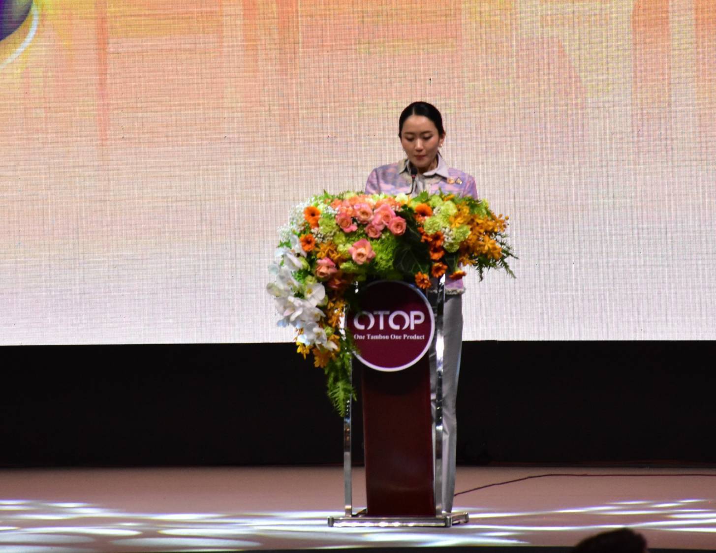 จังหวัดมหาสารคาม : นายกรัฐมนตรี เปิดงาน OTOP MIDYEAR 2025 ชู OTOP และ Soft Power ให้ชีวิตความเป็นอยู่ของประชาชนดีขึ้น
