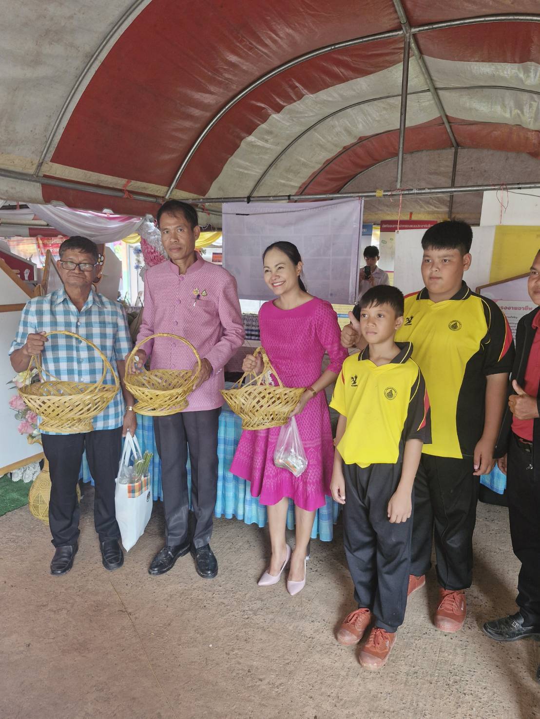 พช.มหาสารคาม : ตรวจเยี่ยมตำบลเข้มแข็งตามหลักปรัชญาเศรษฐกิจพอเพียง ในการคัดสรรกิจกรรมพัฒนาชุมชนดีเด่น ประจำปี 2568