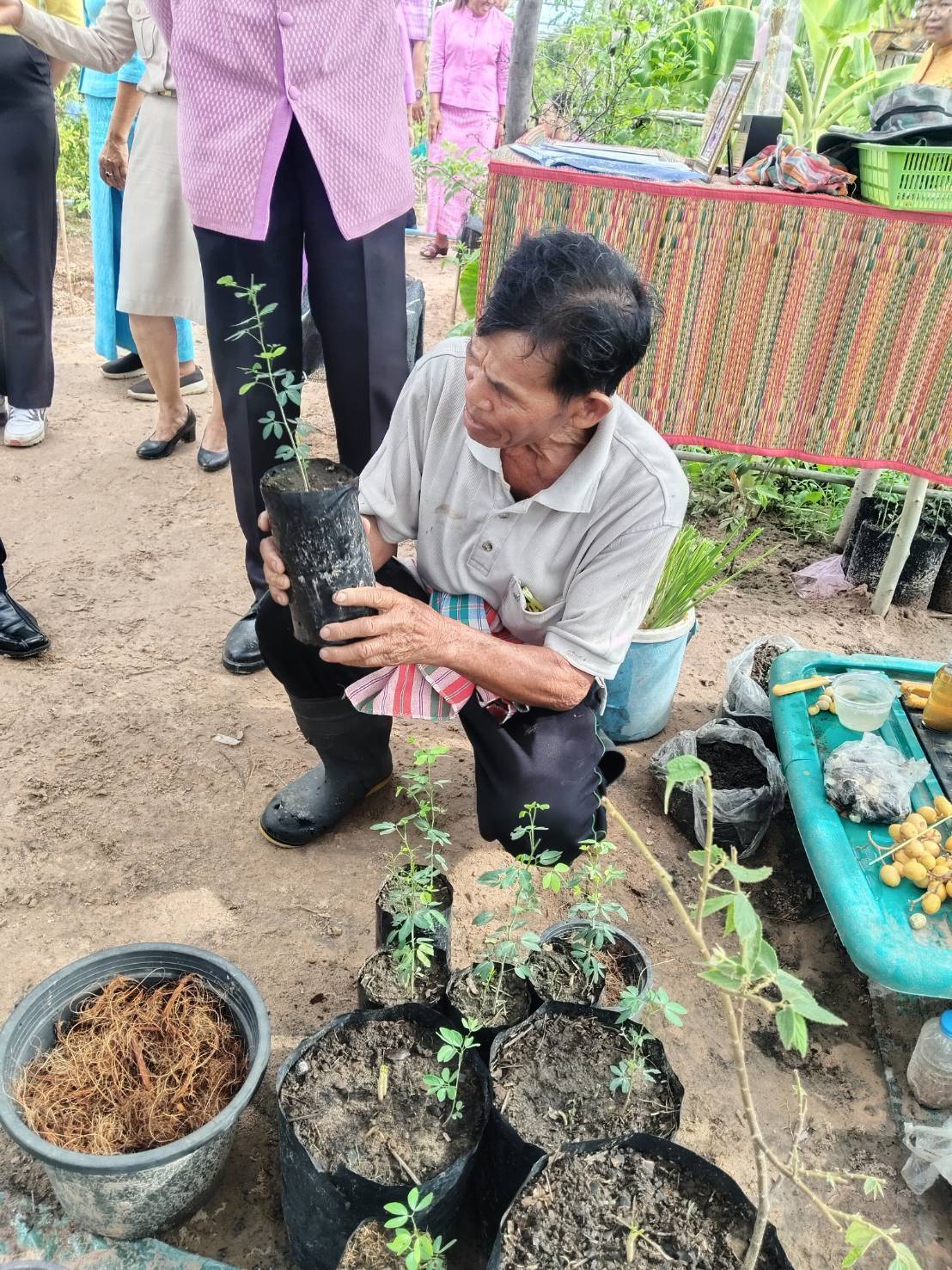 พช.มหาสารคาม : ตรวจเยี่ยมตำบลเข้มแข็งตามหลักปรัชญาเศรษฐกิจพอเพียง ในการคัดสรรกิจกรรมพัฒนาชุมชนดีเด่น ประจำปี 2568