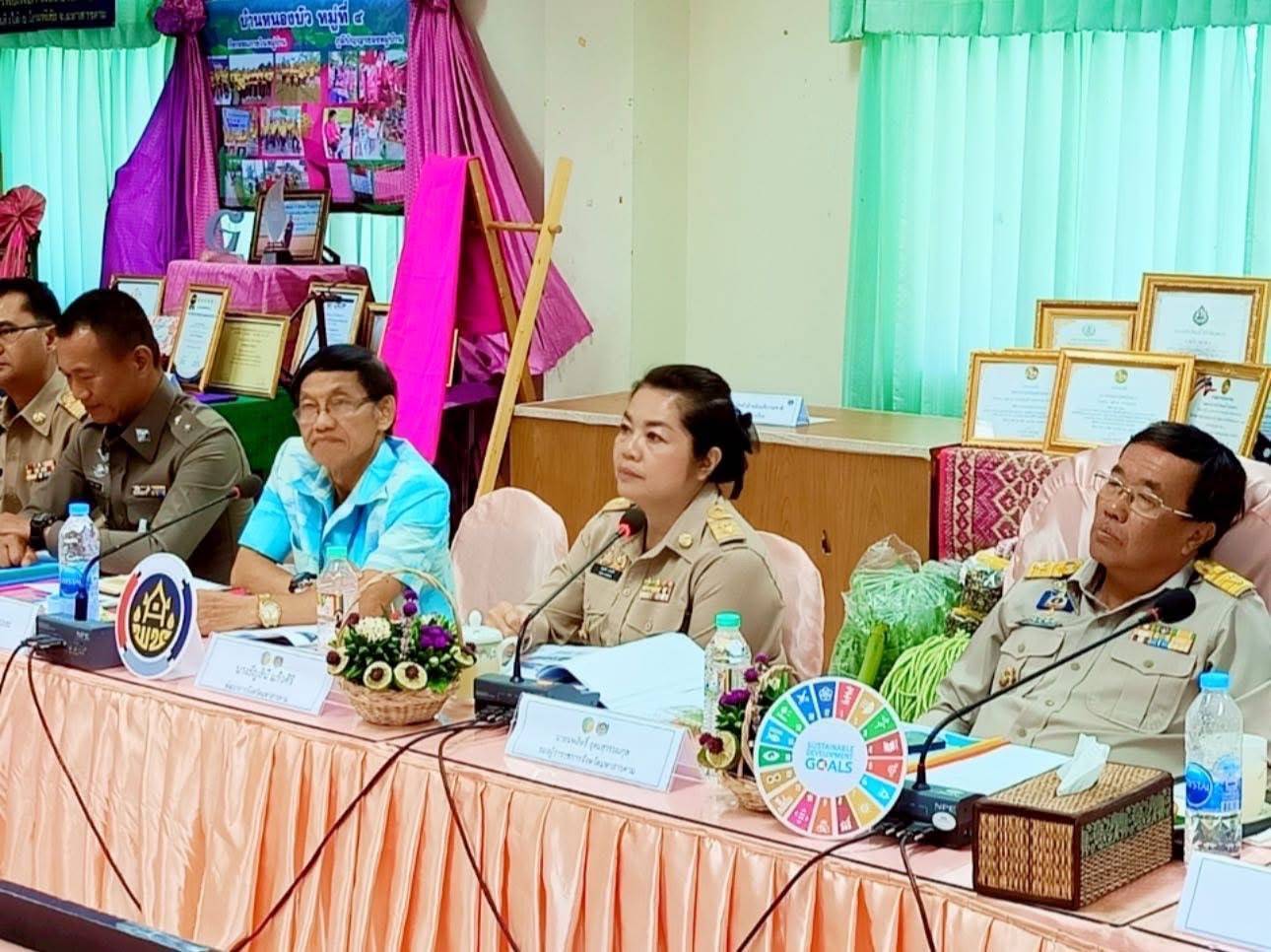 พช.มหาสารคาม : เดินหน้ายกระดับการพัฒนาชุมชน คัดสรรผู้นำอช.และกลุ่มองค์กรดีเด่น ในการคัดสรรกิจกรรมพัฒนาชุมชนดีเด่น ประจำปี 2568 ระดับจังหวัด
