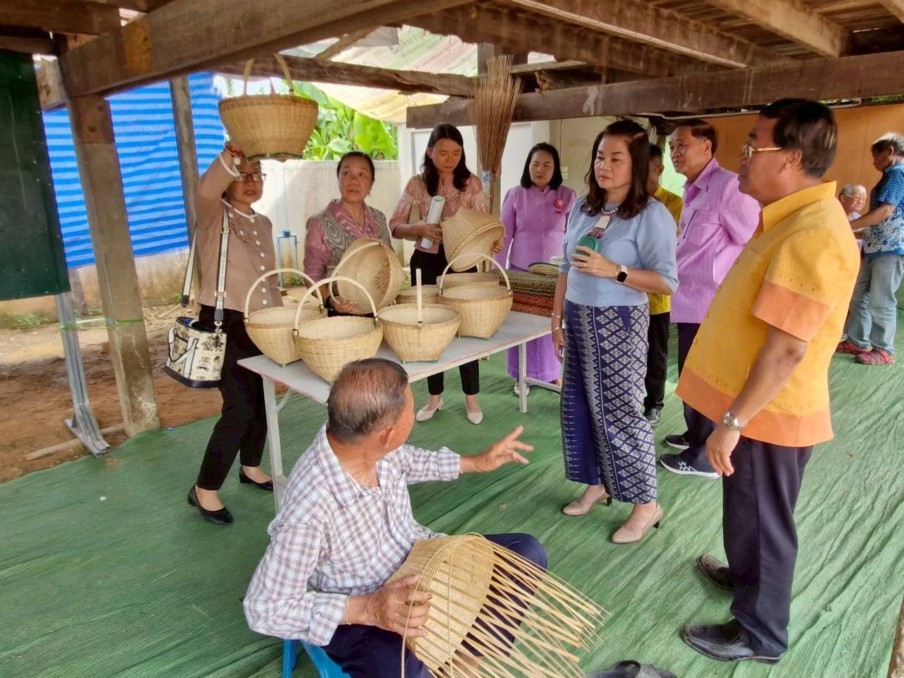 พช.มหาสารคาม : ลุยคัดสรร “หมู่บ้านเศรษฐกิจพอเพียง “อยู่เย็น เป็นสุข” ดีเด่น ระดับจังหวัด” ในการคัดสรรกิจกรรมพัฒนาชุมชนดีเด่น ประจำปี 2568 บ้านนาฝาย หมู่ที่ 5 ตำบลกุดปลาดุก อำเภอชื่นชม
