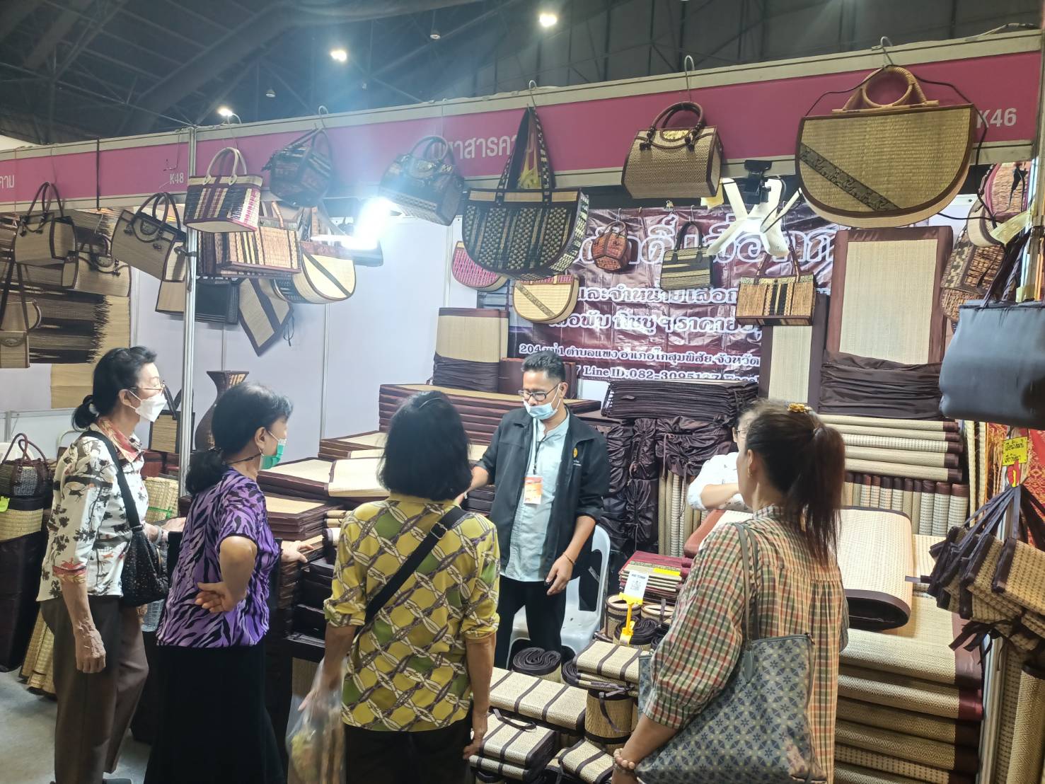 จังหวัดมหาสารคาม : นำกลุ่มผู้ผลิต ผู้ประกอบการ OTOP ร่วมงาน OTOP MIDYEAR 2025