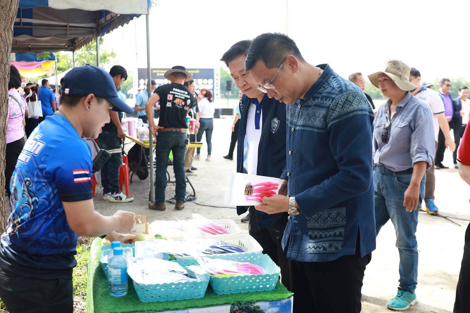 พช.มหาสารคาม : ร่วมเปิดเทศกาลตกปลาชะโดยักษ์ หนองบัว เพื่อลดปริมาณปลาชะโดในแหล่งน้ำธรรมชาติ