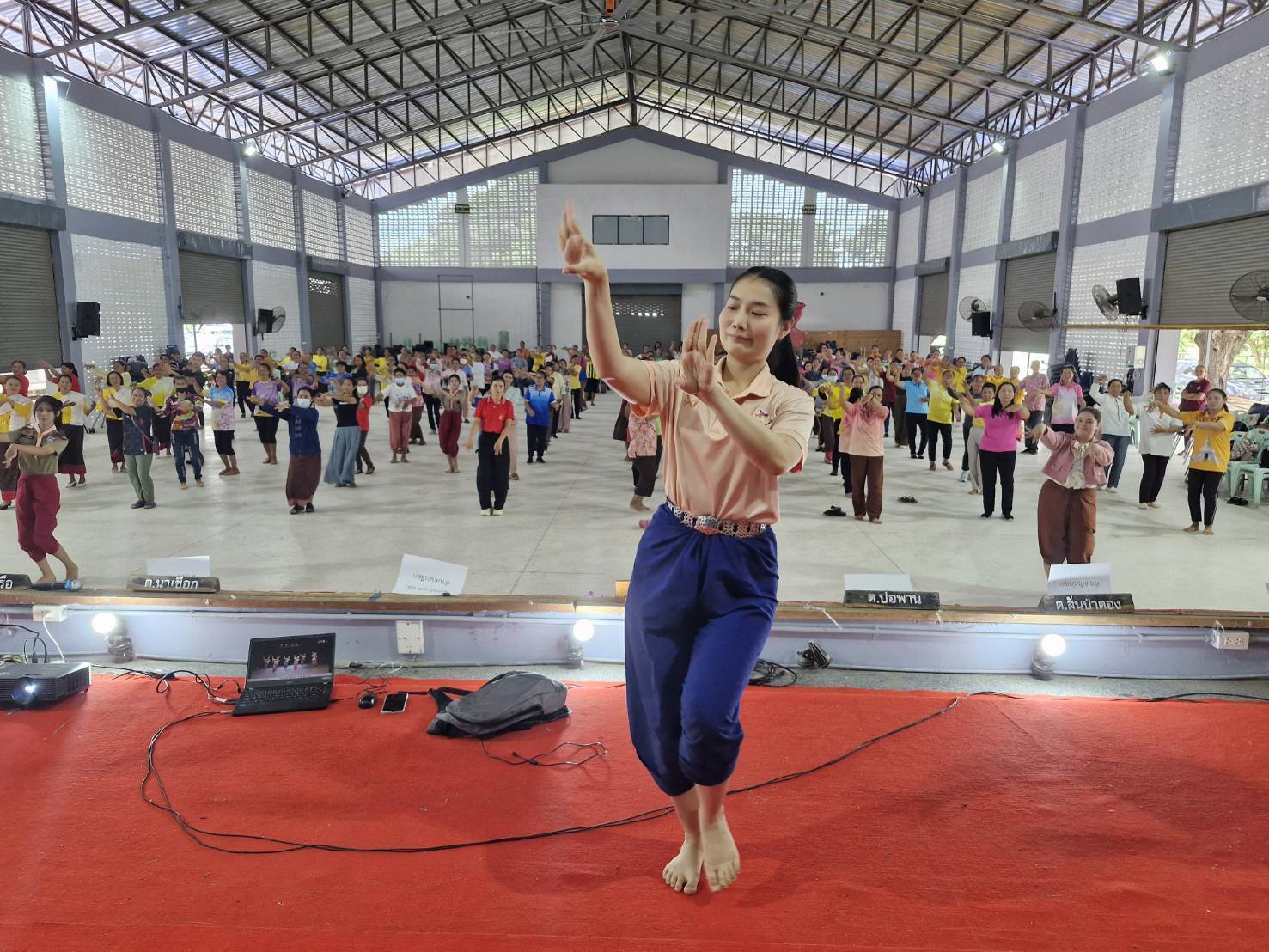 จังหวัดมหาสารคาม ร่วมแรงร่วมใจ ฝึกซ้อมฟ้อนรำฉลอง 160 ปี มหาสารคาม
