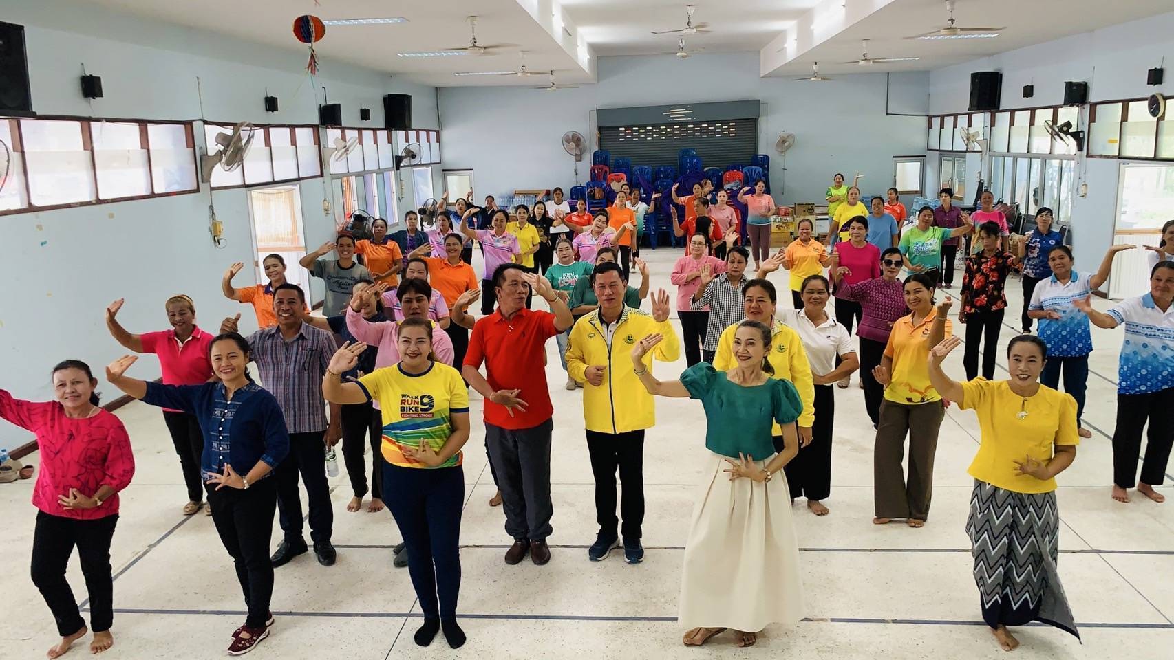พัฒนาการจังหวัดมหาสารคาม ลงพื้นที่ให้กำลังใจการซ้อมรำเฉลิมฉลอง 160 ปี จังหวัดมหาสารคาม