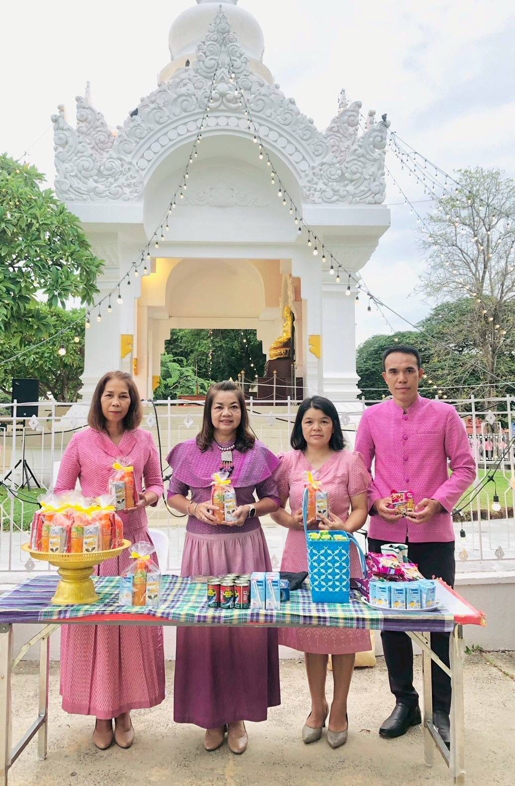 พช.มหาสารคาม ร่วมพิธีทำบุญตักบาตร เนื่องในโอกาสเฉลิมฉลอง ครบรอบ 160 ปี เมืองมหาสารคาม