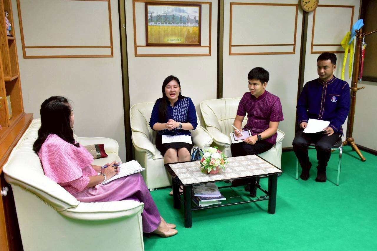 พช.มหาสารคาม รับการติดตามส่งเสริมเชิงวิชาการในการขับเคลื่อนกิจกรรมเครือข่ายกลุ่มออมทรัพย์เพื่อการผลิต
