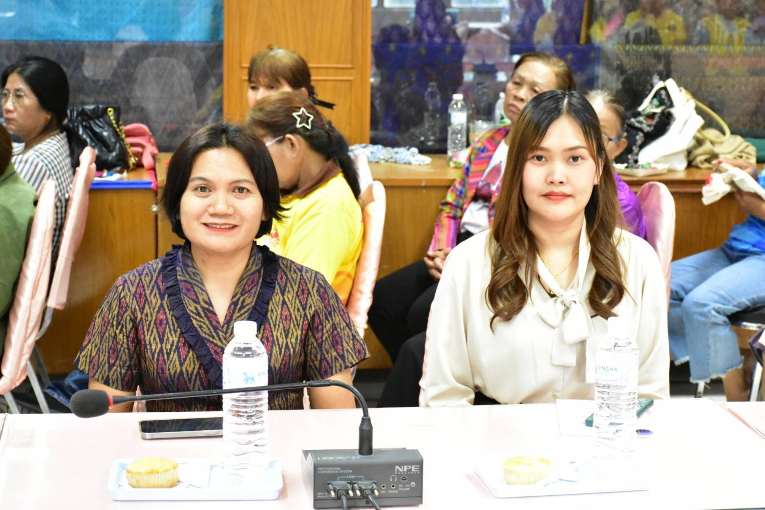 รองผู้ว่าราชการจังหวัดมหาสารคาม เป็นประธานในพิธีปิด “การฝึกอบรมหลักสูตรการตกแต่งเสื้อผ้าเครื่องแต่งกายร่วมสมัย” หวังนำความรู้ที่ได้ไปสร้างอาชีพ เกิดการกระจายรายได้ในระดับฐานราก นำไปสู่การพัฒนาคุณภาพชีวิตที่ดี