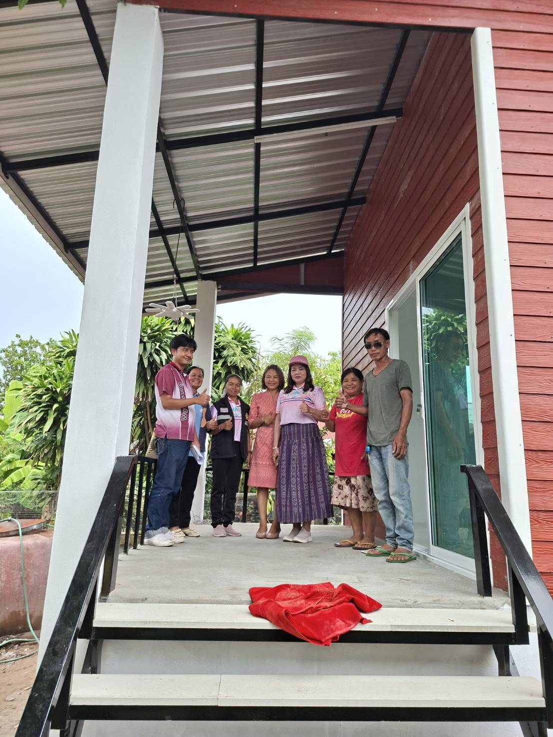 พัฒนาการจังหวัดมหาสารคาม ลงพื้นที่ติดตามการสร้างบ้านครัวเรือนยากจน ตามโครงการ “บ้านห่วงใยจากใจ GLO ประจำปี 2568”