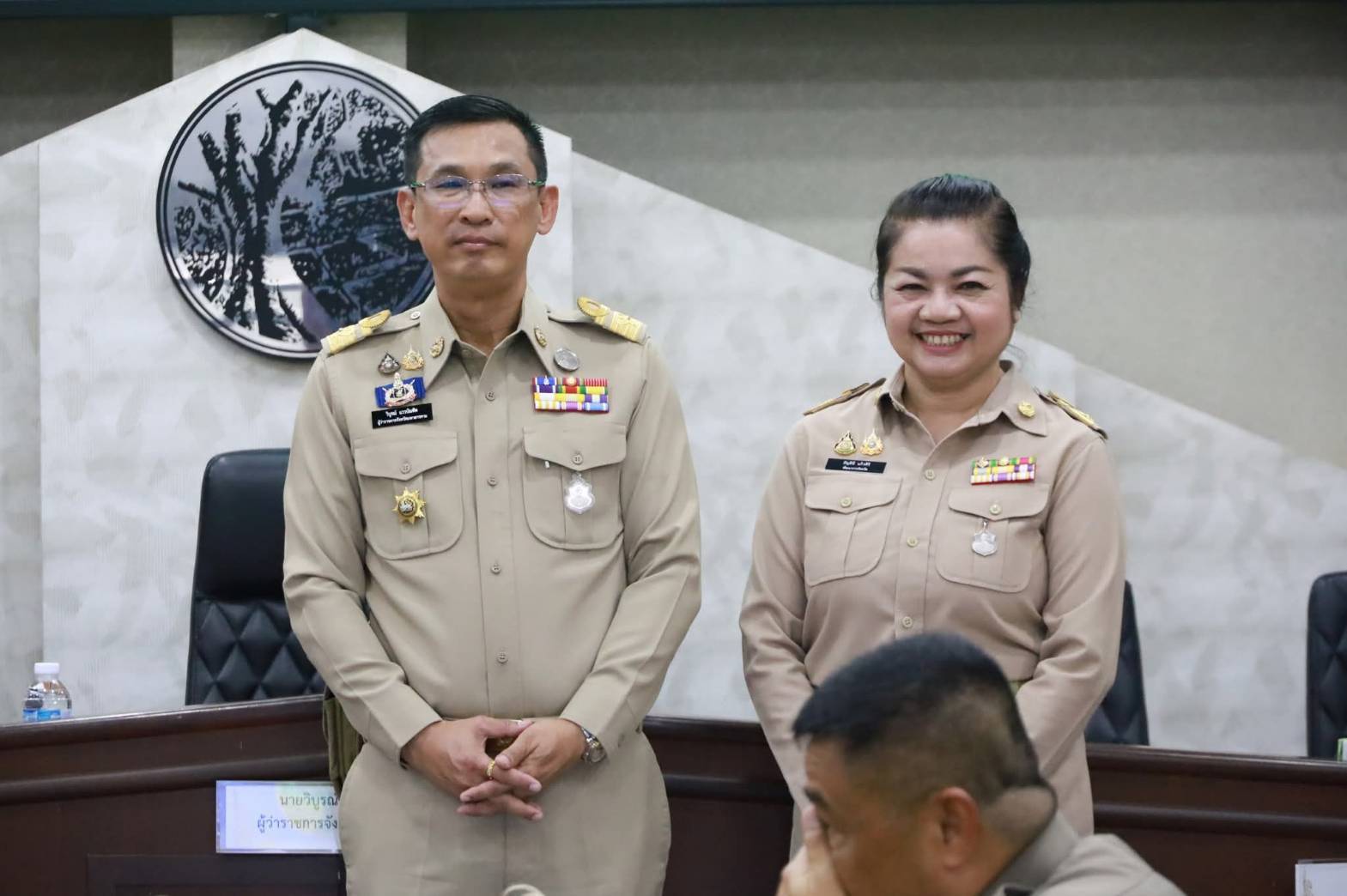 ผู้ว่าราชการจังหวัดมหาสารคาม มอบประกาศเกียรติคุณเชิดชูเกียรติเครือข่ายและกิจกรรมพัฒนาชุมชนดีเด่น ประจำปี พ.ศ.2568 (ระดับจังหวัด) ในที่ประชุมกรมการจังหวัด ติดตามการดำเนินงานตามนโยบายสำคัญของรัฐบาลและจังหวัด ประจำเดือนกรกฎาคม 2568
