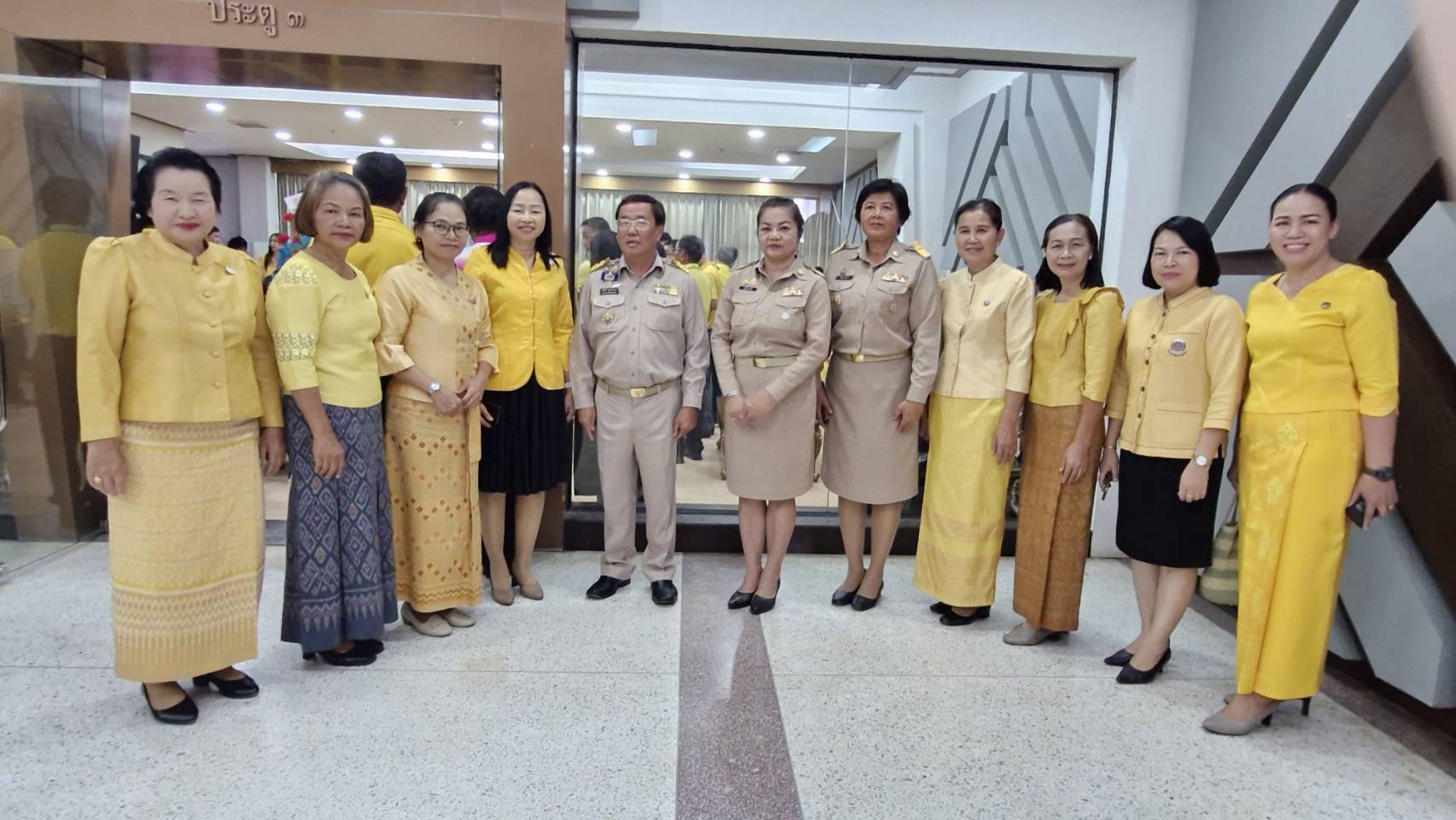 ผู้ว่าราชการจังหวัดมหาสารคาม มอบประกาศเกียรติคุณเชิดชูเกียรติเครือข่ายและกิจกรรมพัฒนาชุมชนดีเด่น ประจำปี พ.ศ.2568 (ระดับจังหวัด) ในที่ประชุมกรมการจังหวัด ติดตามการดำเนินงานตามนโยบายสำคัญของรัฐบาลและจังหวัด ประจำเดือนกรกฎาคม 2568