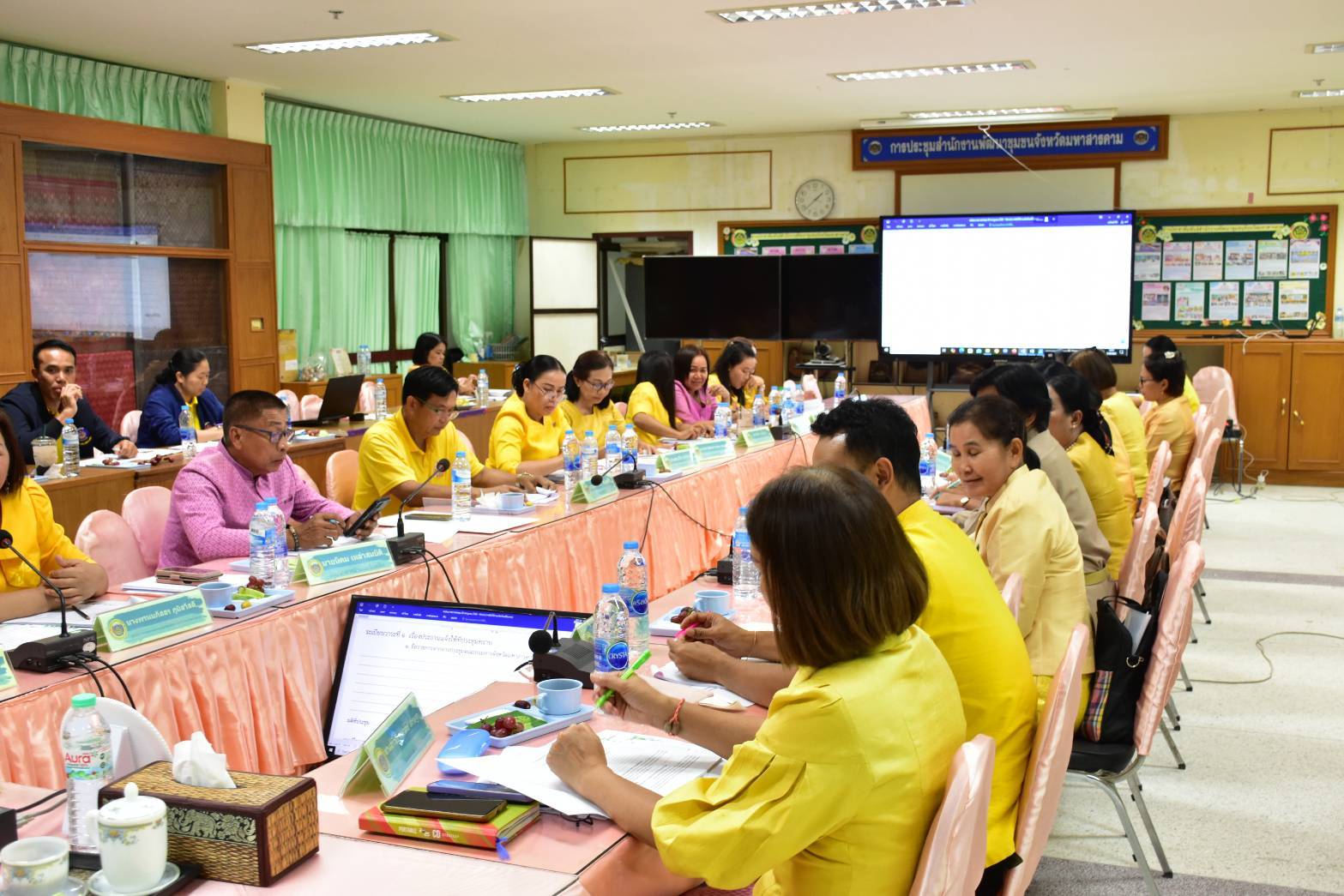 พช.มหาสารคาม ประชุมประจำเดือนสำนักงานพัฒนาชุมชนจังหวัดมหาสารคาม ครั้งที่ 7/2568