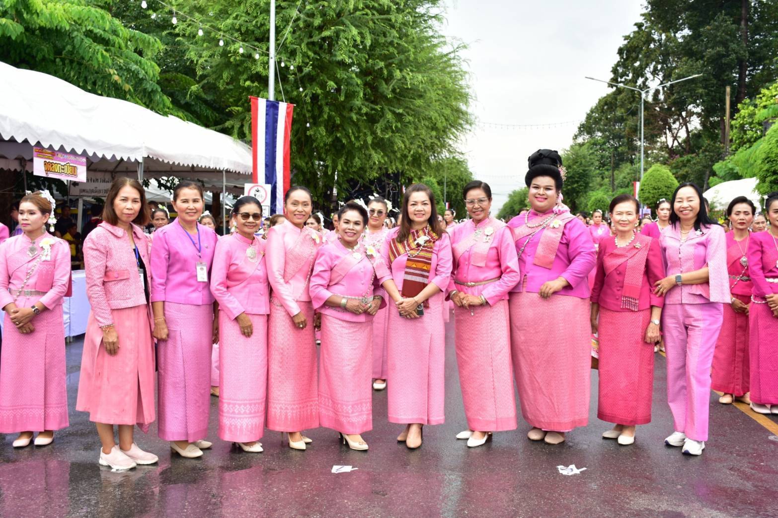 พช.มหาสารคาม ร่วมงานเฉลิมฉลองวาระครบรอบ 160 ปี เมืองมหาสารคาม และงานออนซอนกลองยาววาปีปทุม
