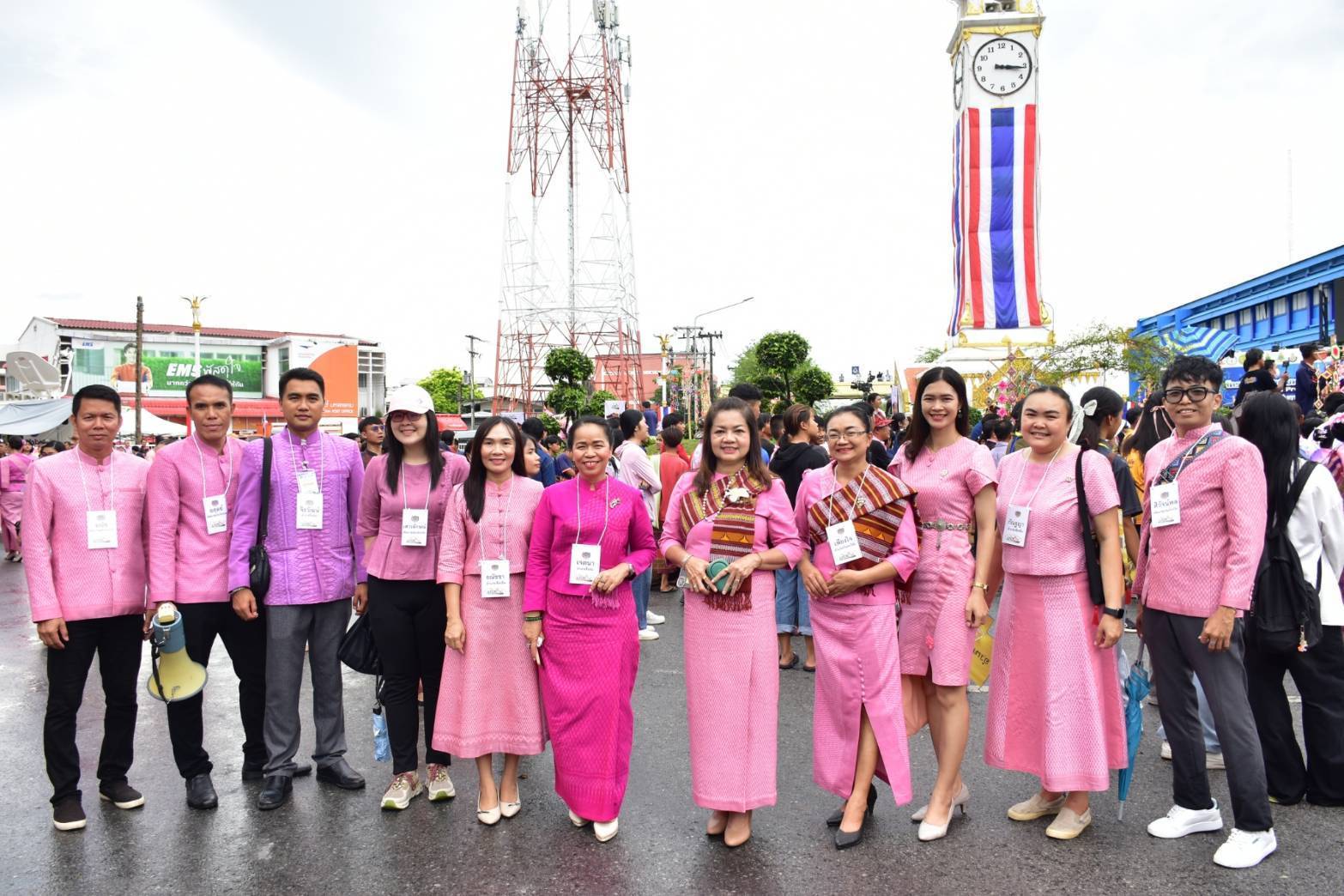 พช.มหาสารคาม ร่วมงานเฉลิมฉลองวาระครบรอบ 160 ปี เมืองมหาสารคาม และงานออนซอนกลองยาววาปีปทุม