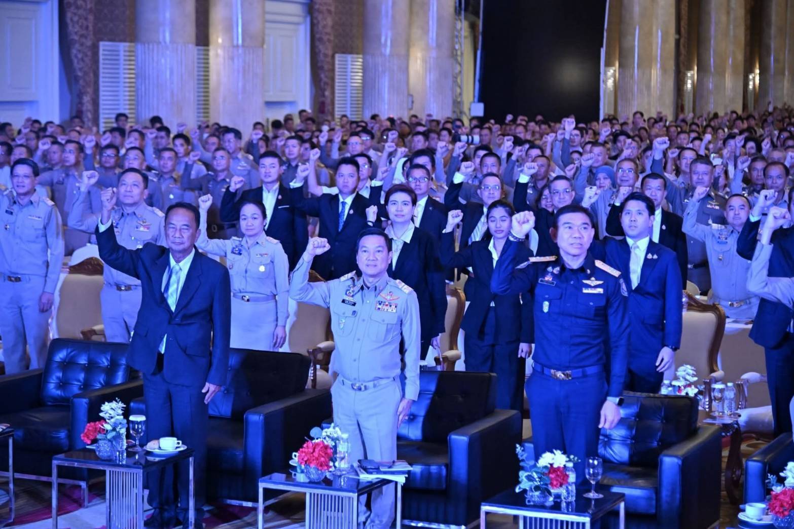 จังหวัดมหาสารคาม ร่วมรับมอบนโยบายสำคัญของกระทรวงมหาดไทย (8 Quick Wins: 3 ไร้ทุกข์ 5 สร้างสุข) มุ่งสู่เป้าหมายสุดท้าย คือการเป็นที่พึ่งของประชาชน ด้วยแนวคิด “นักปกครองเพื่อประชน” โดย นายภูมิธรรม เวชยชัย รองนายกรัฐมนตรีและรัฐมนตรีว่าการกระทรวงมหาดไทย