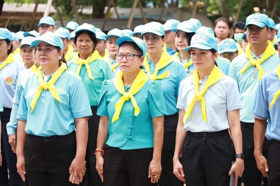 พช.มหาสารคาม ร่วมกิจกรรมจิตอาสาพัฒนาปลูกต้นไม้เฉลิมพระเกียรติสมเด็จพระนางเจ้าสิริกิติ์ พระบรมราชินีนาถ พระบรมราชชนนีพันปีหลวง เนื่องในโอกาสวันเฉลิมพระชนมพรรษา 12 สิงหาคม 2568