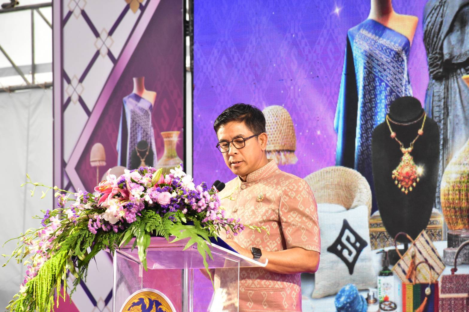 พช.มหาสารคาม ร่วม Kick Off “โครงการพัฒนาศักยภาพ OTOP Trader” ยกระดับสินค้าเชื่อมไทยสู่สากล