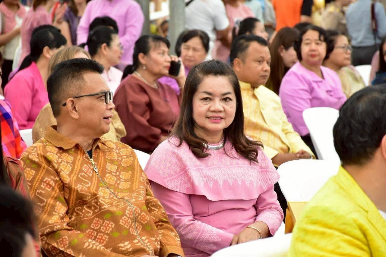 พช.มหาสารคาม ร่วม Kick Off “โครงการพัฒนาศักยภาพ OTOP Trader” ยกระดับสินค้าเชื่อมไทยสู่สากล