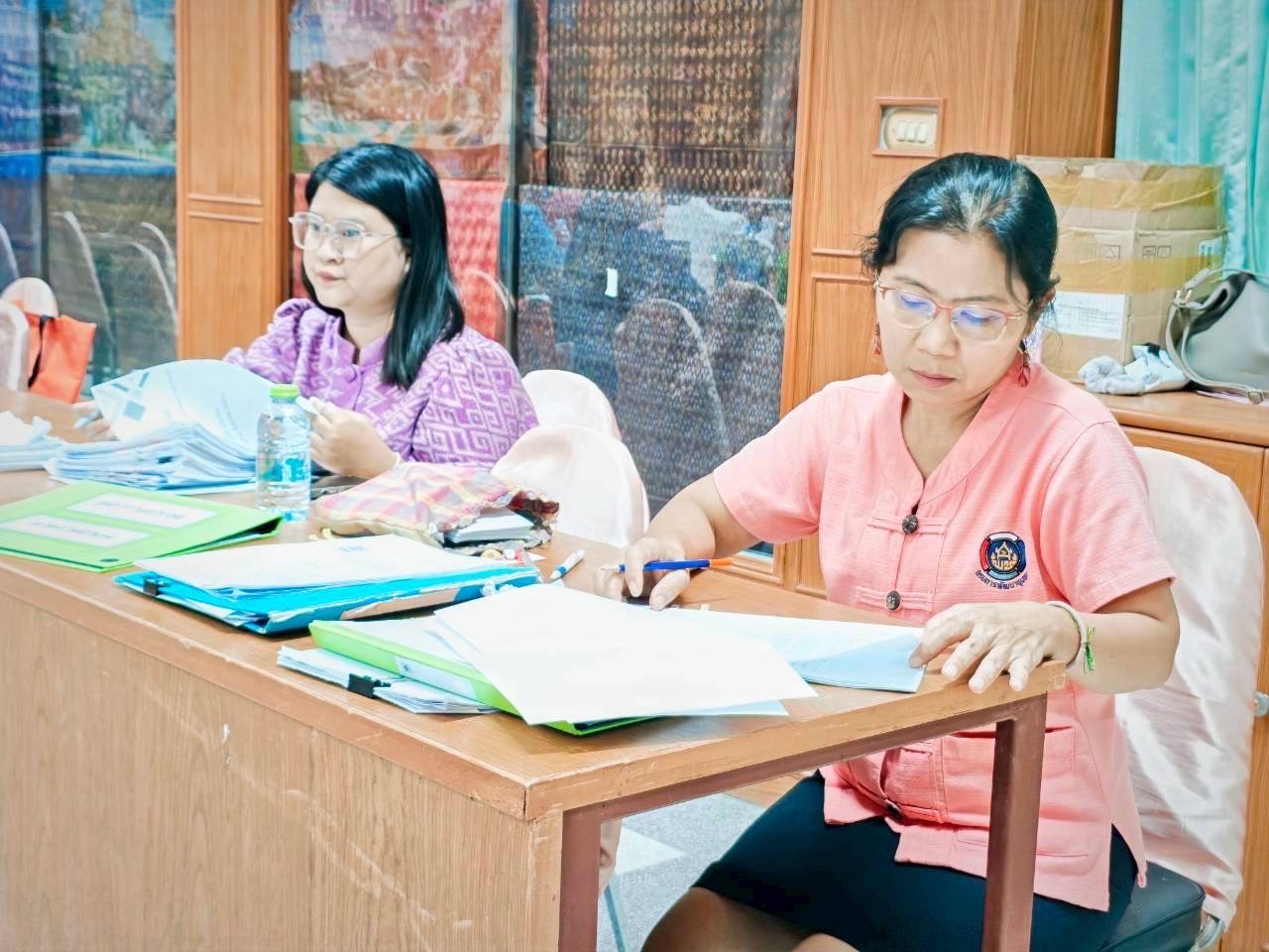 พช.มหาสารคาม : ประชุมคณะอนุกรรมการบริหารกองทุนพัฒนาบทบาทสตรีระดับจังหวัด ครั้งที่ 4/2568