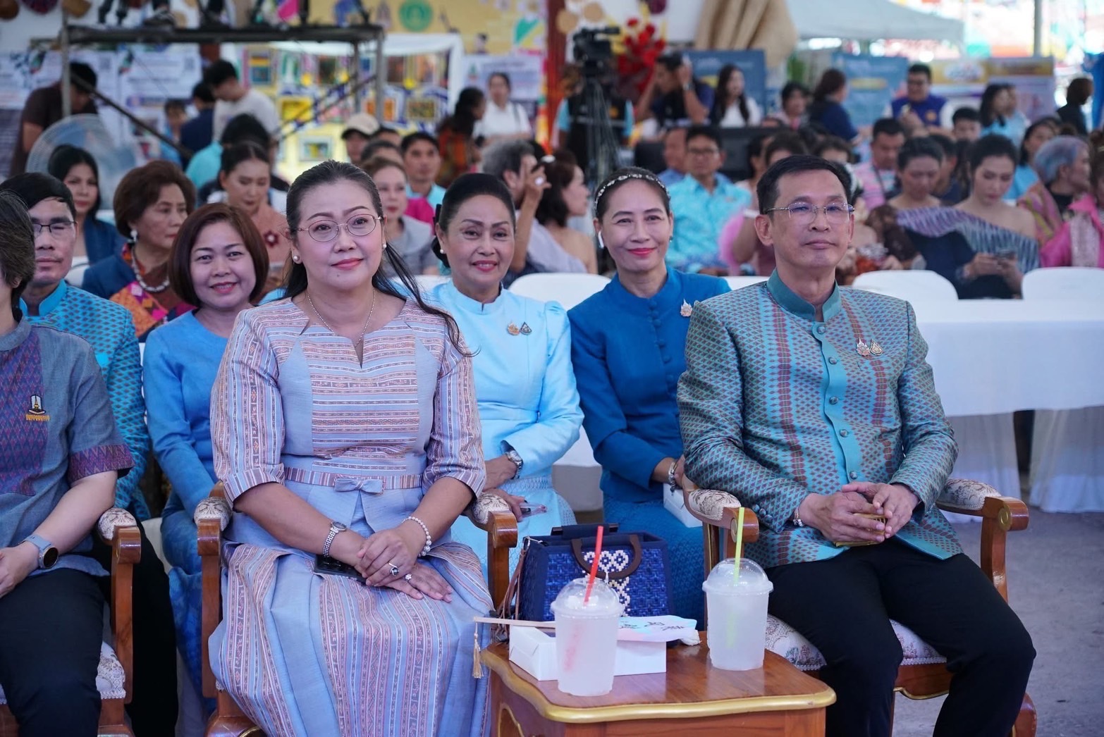 พัฒนาการจังหวัดมหาสารคาม ร่วมเดินแบบผ้าไทยในงาน “มหาไหมเมืองคามวิจิตราอาภรณ์ของแผ่นดิน ภูษาศิลป์จากท้องถิ่นสู่สากล” ครั้งที่ 5