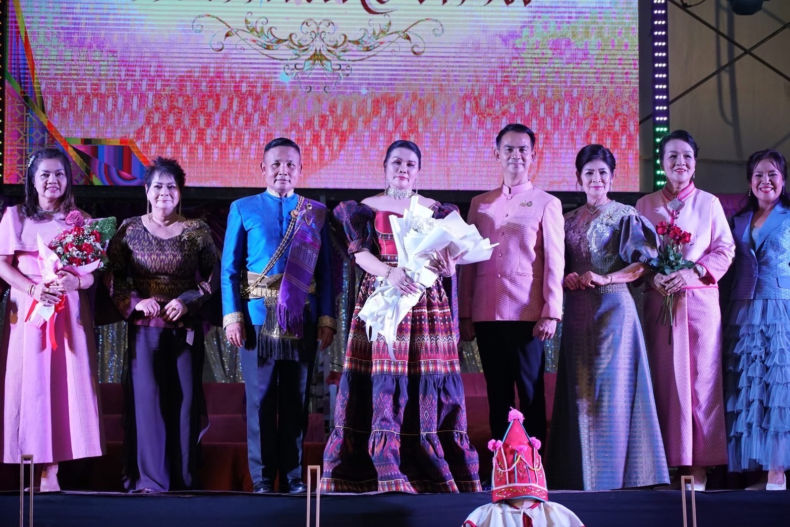 พัฒนาการจังหวัดมหาสารคาม ร่วมเดินแบบผ้าไทยในงาน “มหาไหมเมืองคามวิจิตราอาภรณ์ของแผ่นดิน ภูษาศิลป์จากท้องถิ่นสู่สากล” ครั้งที่ 5